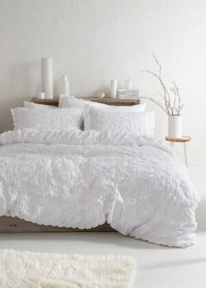Komplet białej pościeli z bawełny
