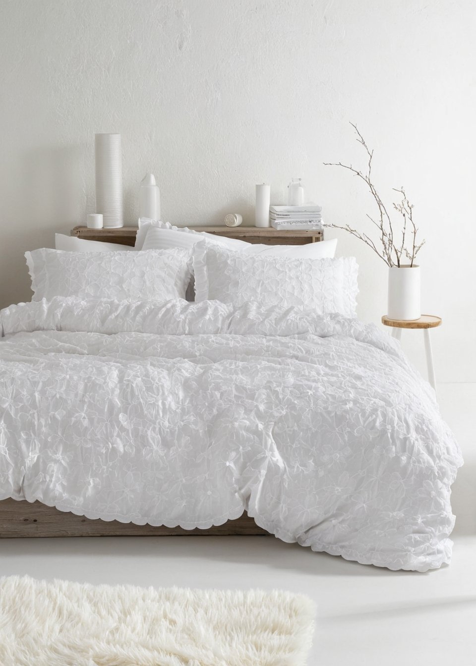 Komplet białej pościeli z bawełny