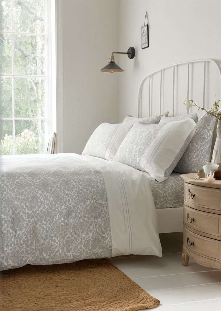 Zestaw dekoracyjnych poszewek na kołdrą w kolorze zielonym