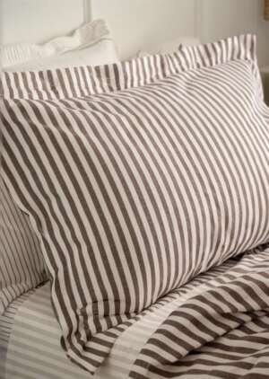 Poszewka na poduszką w melanżowe paski