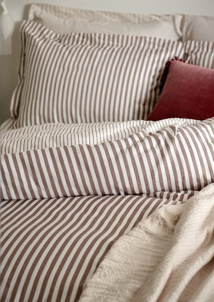 Poszewka na poduszką w melanżowe paski - obrazek 2