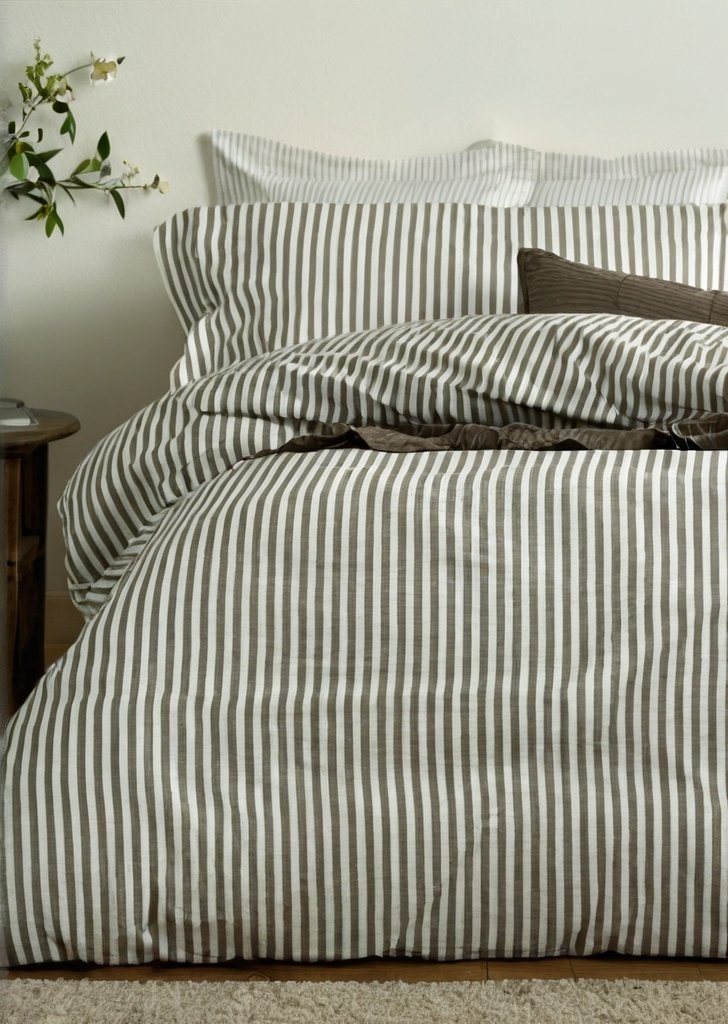 Poszewka na poduszką w melanżowe paski - obrazek 3