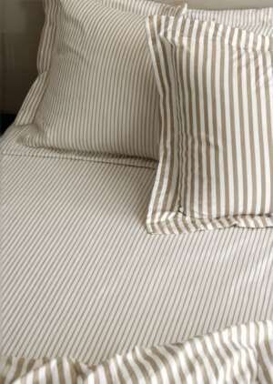 Prześcieradło w melanżowe paski