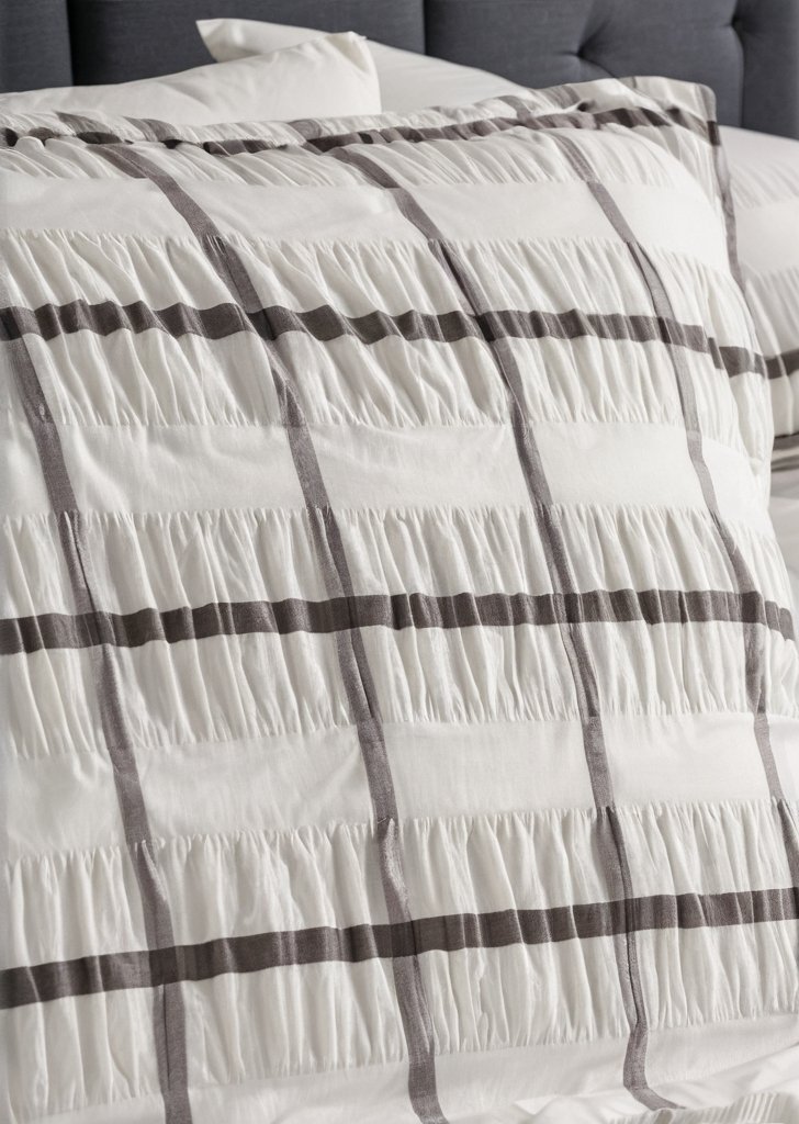 Zestaw pościeli w czarną kratką - obrazek 2