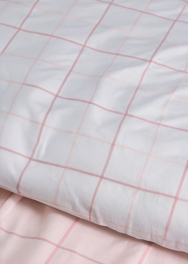 Zestaw pościeli w różową kratką - obrazek 3