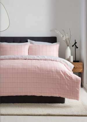 Zestaw pościeli w różową kratką