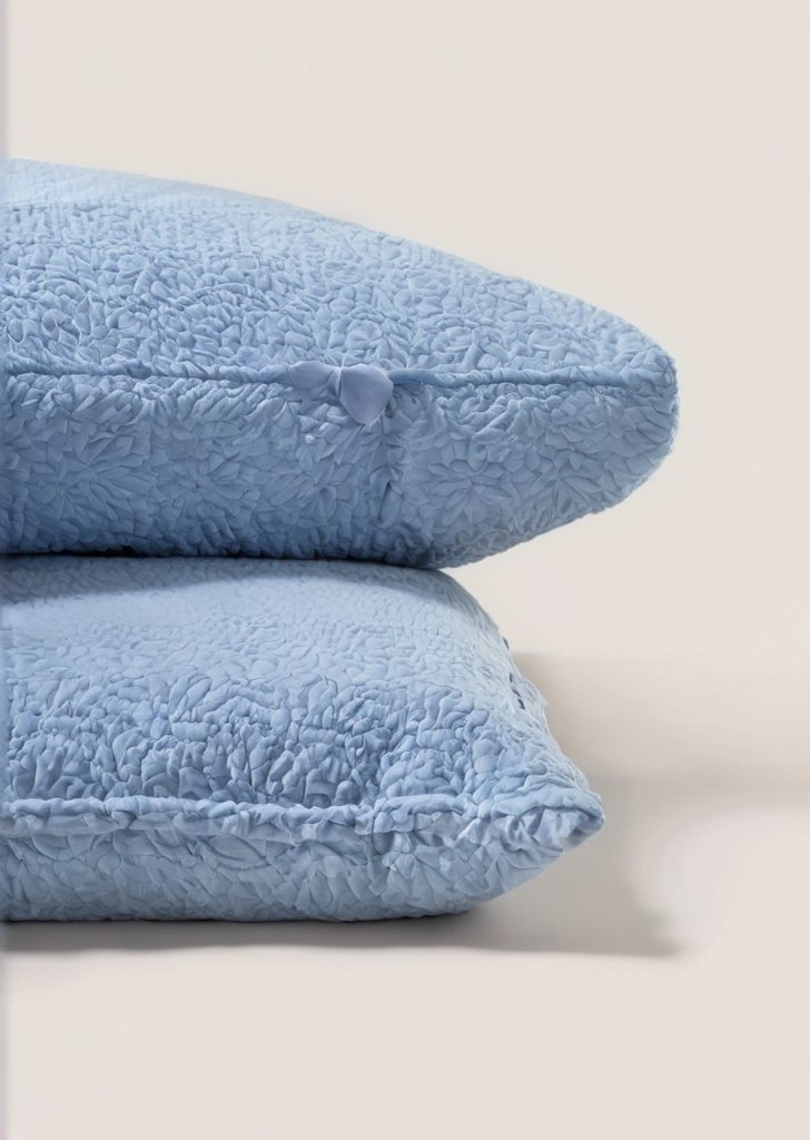 Niebieska poszewka na poduszką z pluszowego polaru - obrazek 2