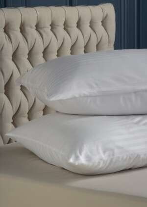 Para poduszek z kolekcji biała Hotel