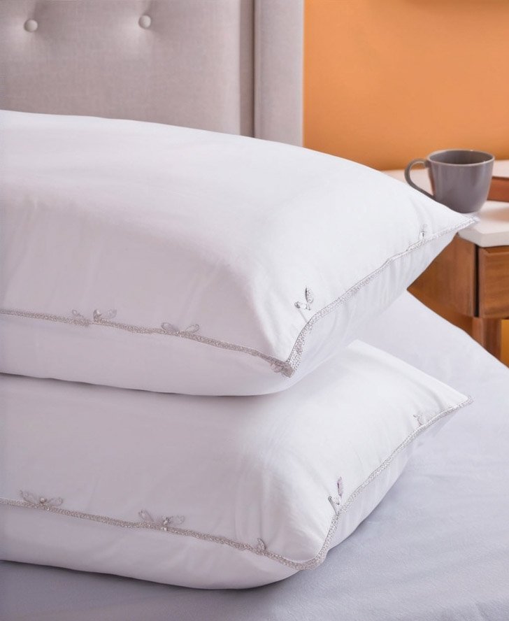 Ciepła i przytulna para poduszek Silentnight